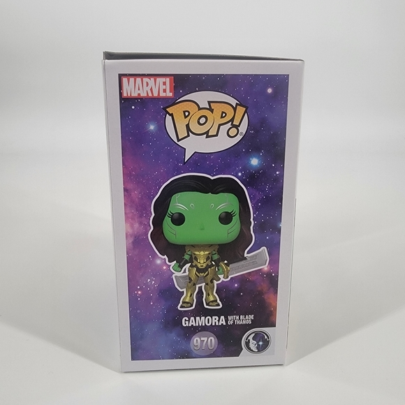 Gamora with Blade of Thanos - Picture 4 of 7